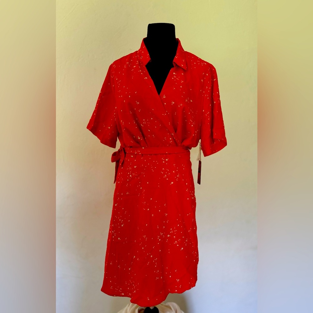 Vince Camuto‎ Burnt Orange/Red Wrap Mini Dress with White Speckles